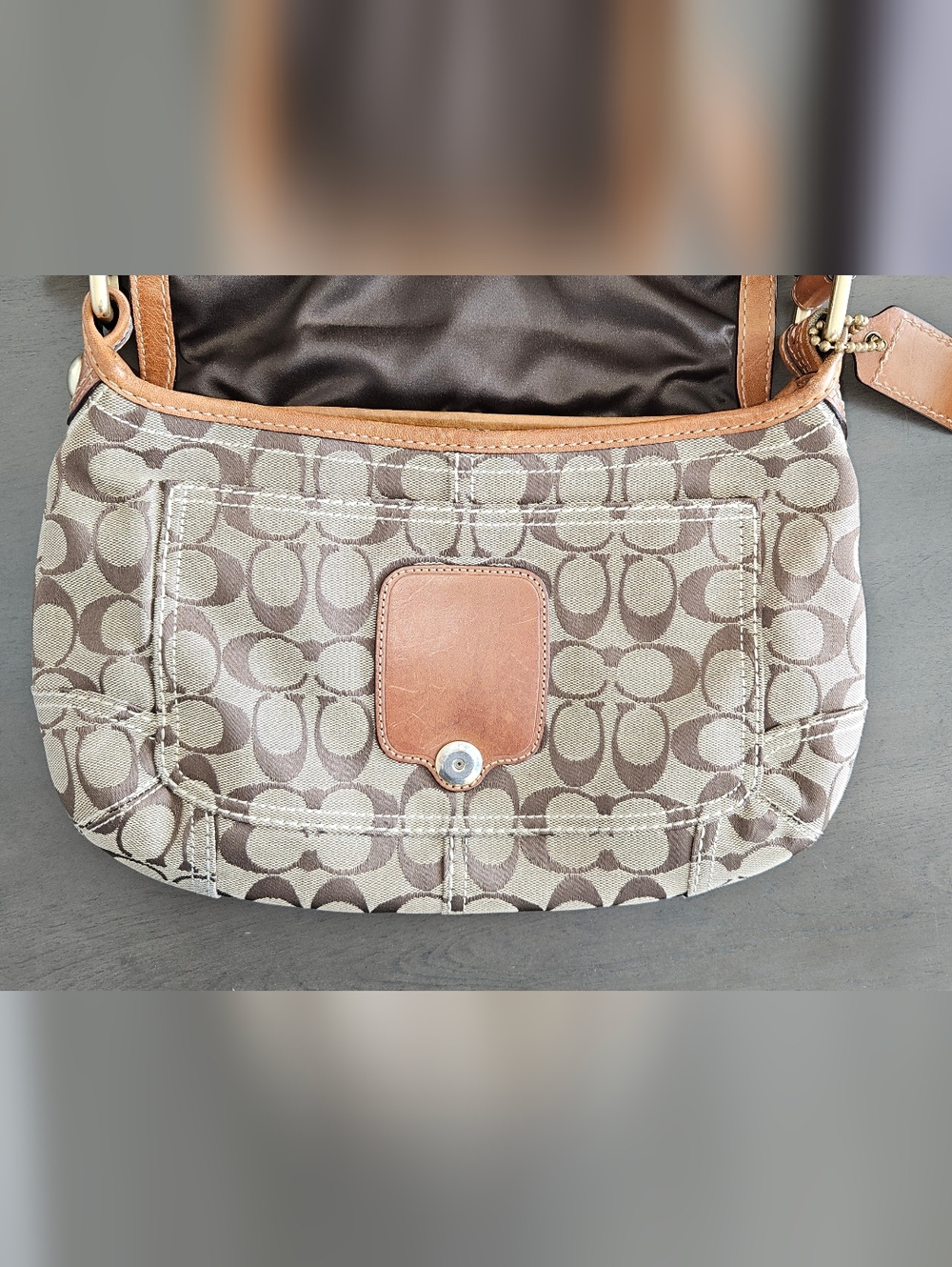 Y2K Vintage Coach Bleecker Signature Canvas and Leather Shoulder Bag in Khaki - Picture 10 of 14